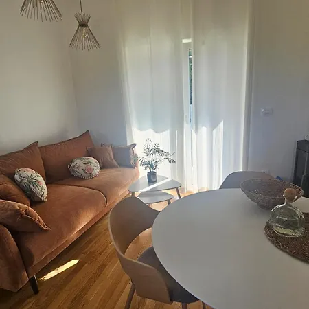 Robinson House Mimo Dom wakacyjny